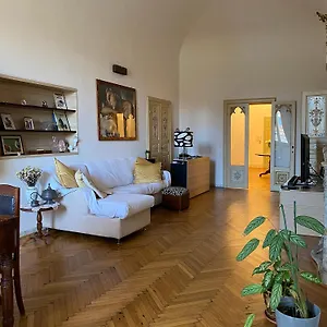 Affittacamere L'antica Casa Sui Lungarni Di, Pisa